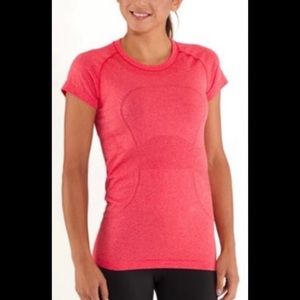 Lululemon Swiftly Tech Short sleeve Heathered red